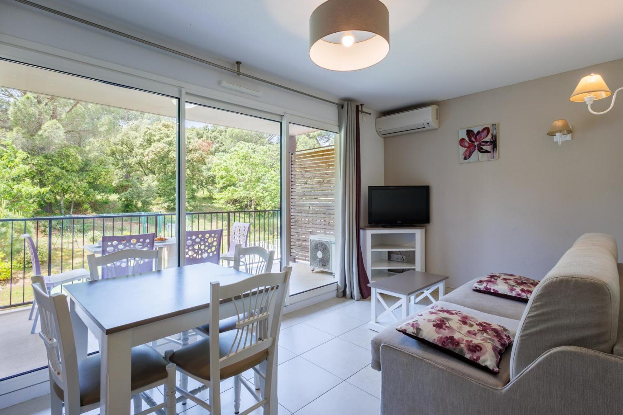 Aparthotel Residhotel Pont Du Gard 3*