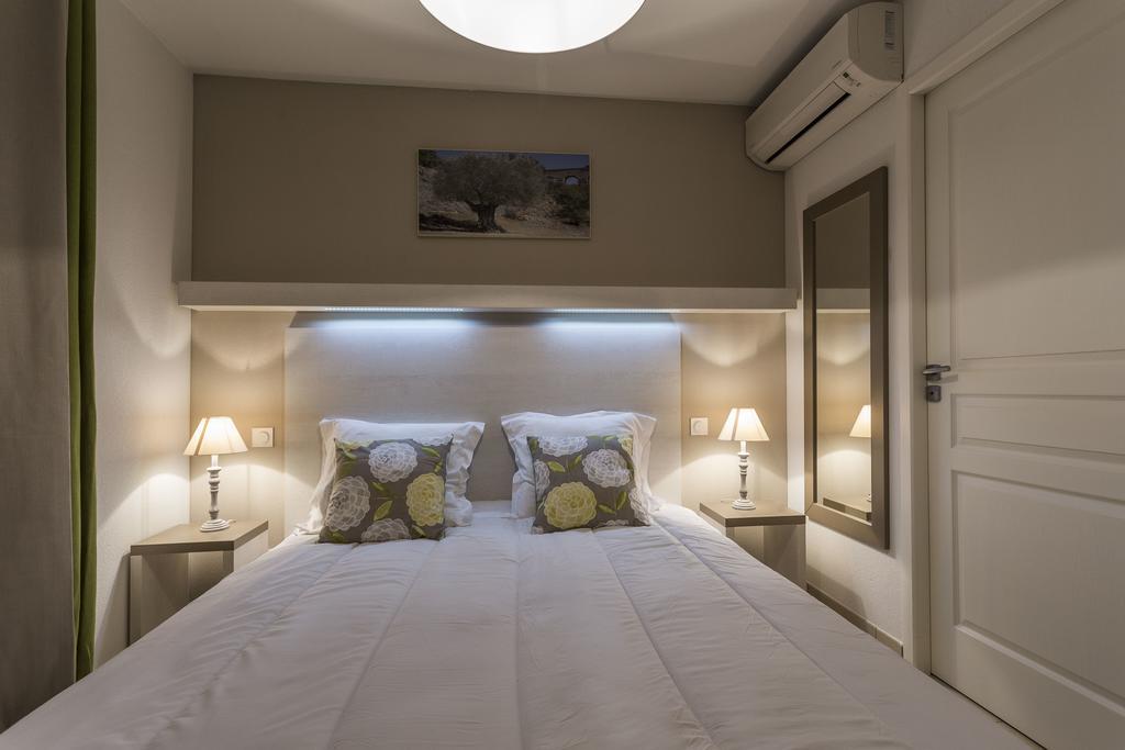 Aparthotel Residhotel Pont Du Gard 3*